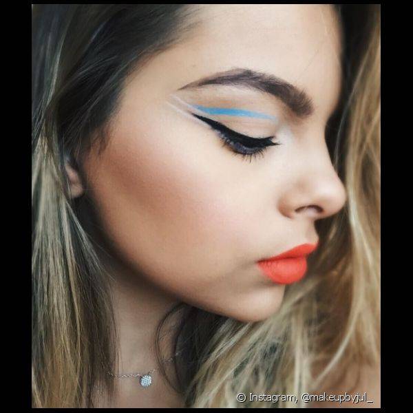 Delineados variados e coloridos ganharam as atenções nas maquiagens em 2016 (Foto: Instagram @makeupbyjul_)